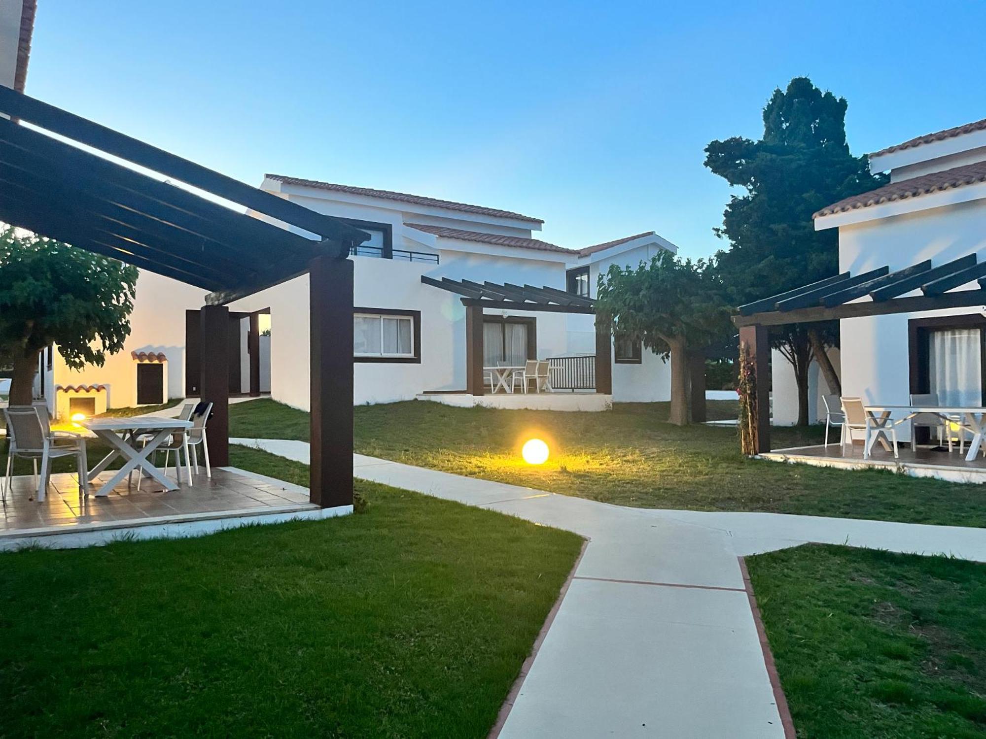 Nuramar Aparthotel Cala'N Bosch  Exterior foto