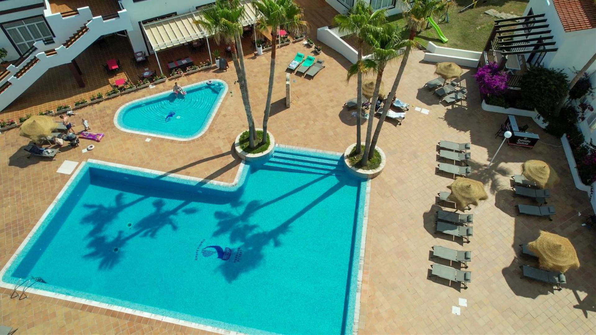 Nuramar Aparthotel Cala'N Bosch  Exterior foto