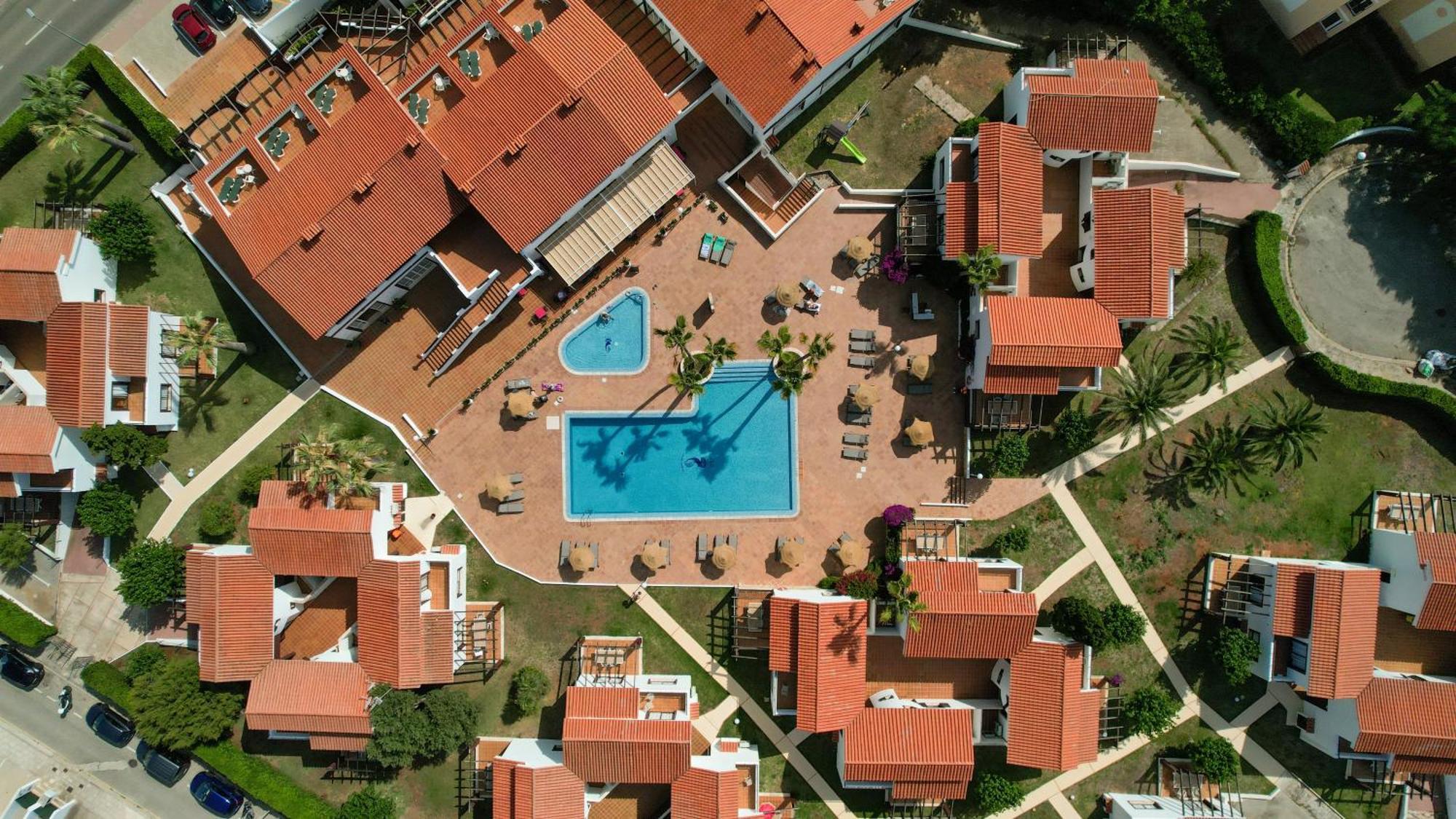Nuramar Aparthotel Cala'N Bosch  Exterior foto