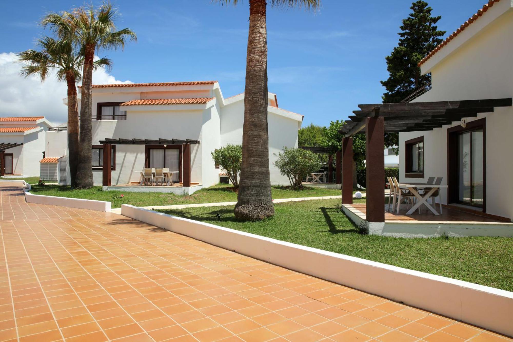Nuramar Aparthotel Cala'N Bosch  Exterior foto